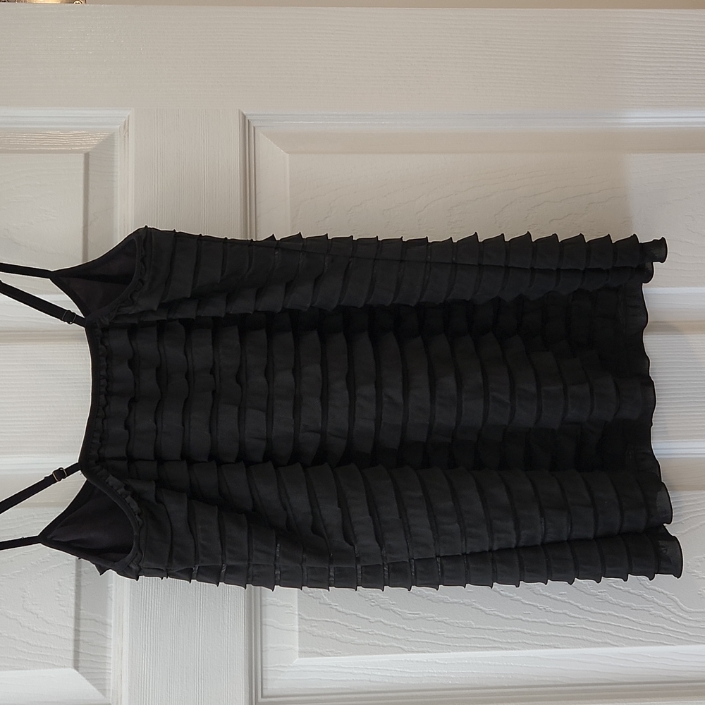 BLACK TANK TOP - Picture 4 of 4